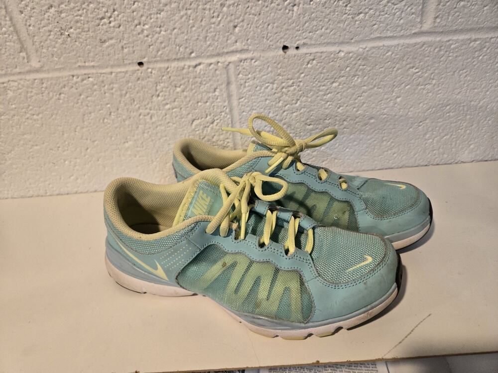 Nike Flex Trainer 2 Aqua Volt Womens 8 (2011) Used Fair Condition